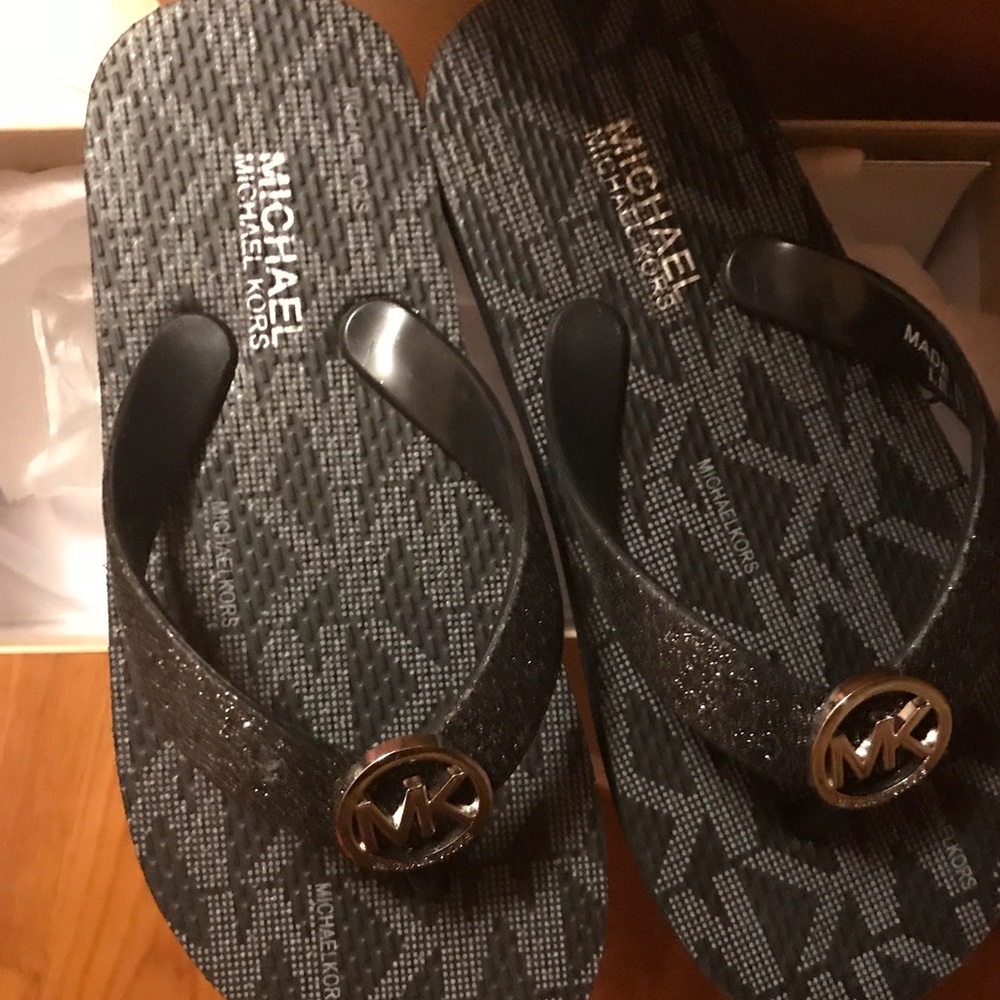 Girl sandals
